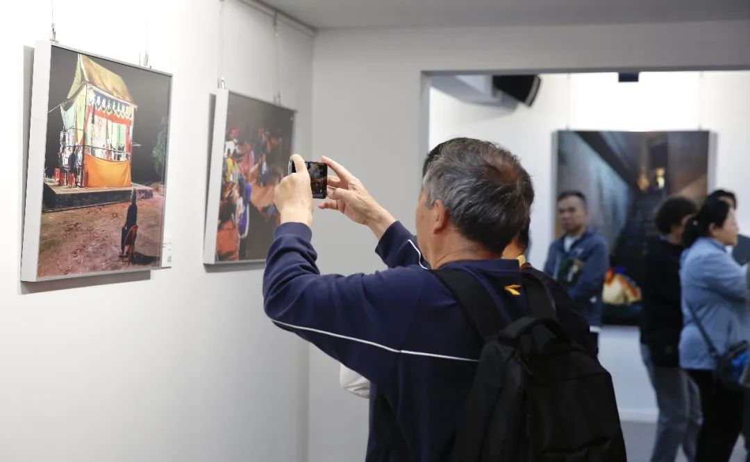 雷剧人生 | 郑恭耀非物质文化遗产摄影展在中国摄影画廊开幕​