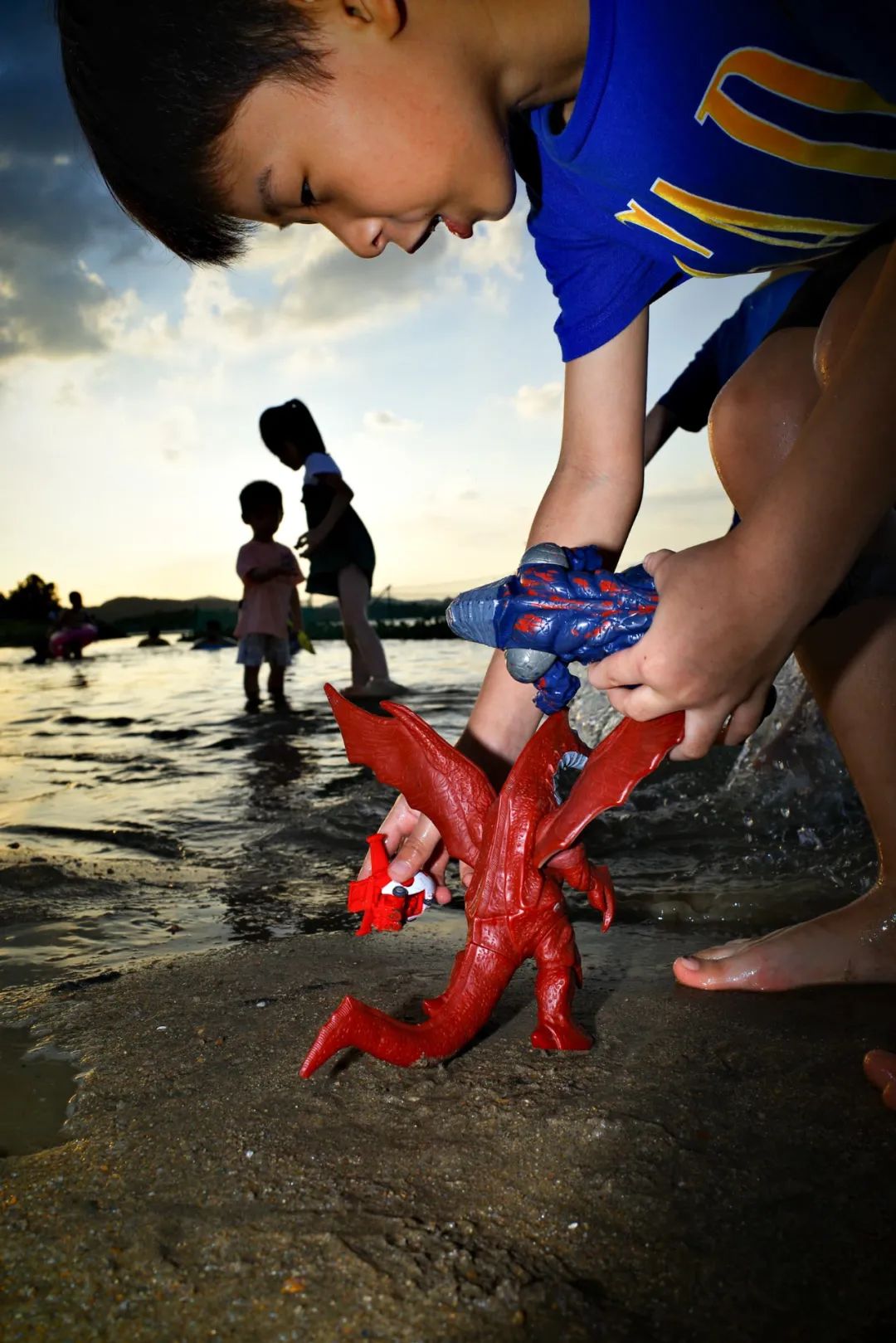 潘希夷：浅水区