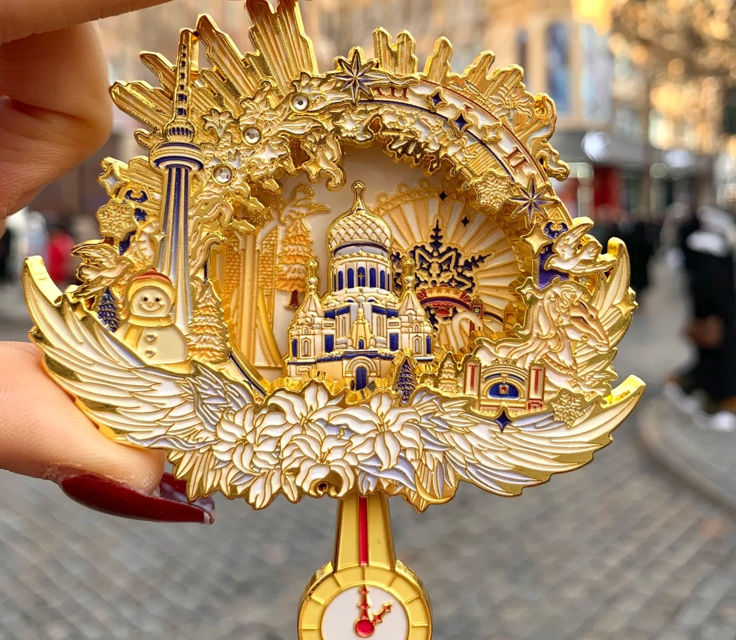 年轻人旅行新仪式：用冰箱贴 “到此一游”