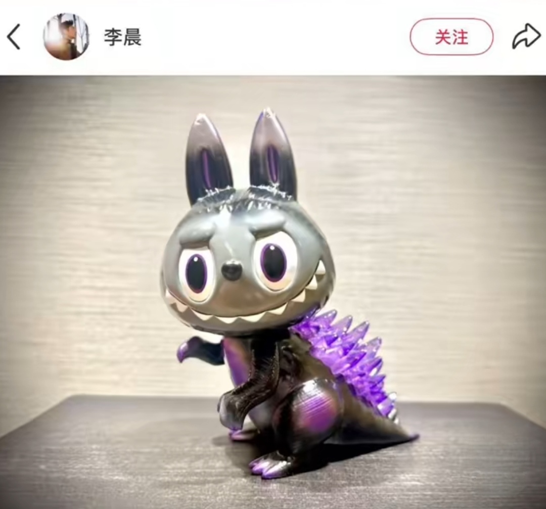 明星同款潮玩涨疯了！李晨 899 元买的玩偶，现在能卖 5000 多