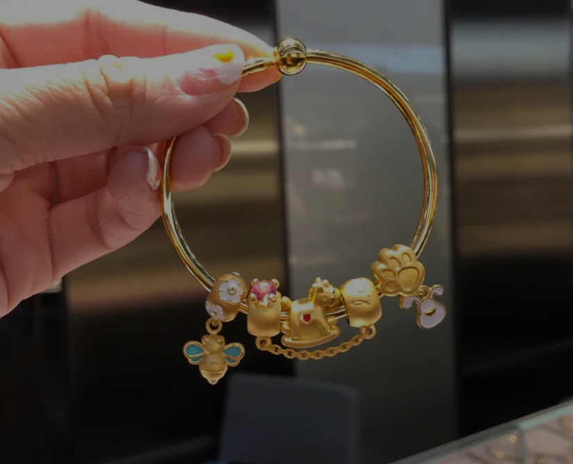 金饰克价半月大跌超 50 元，市场行情风云变幻​