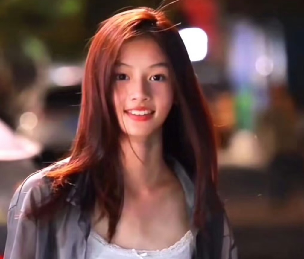 街头镜头下的素人女孩，为何让于正与网友隔空互动？