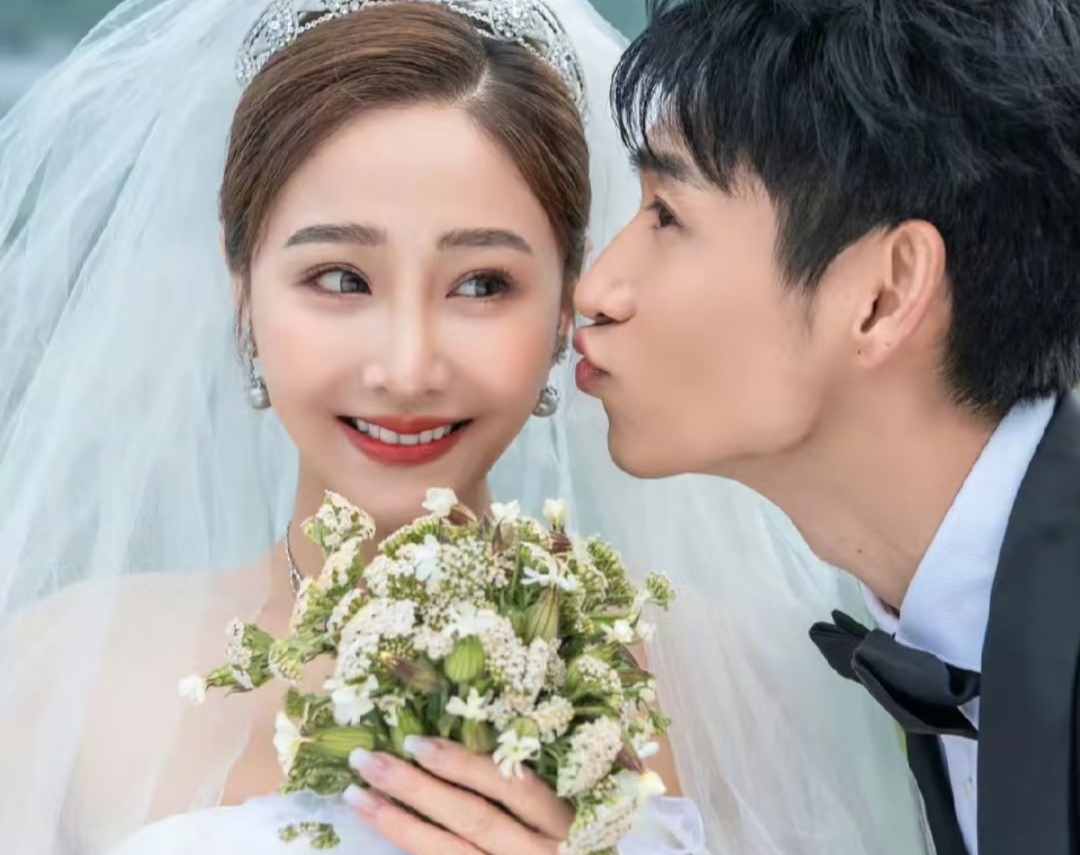 魏晨自曝潍坊领证，“我们家领导是潍坊人” 太甜了