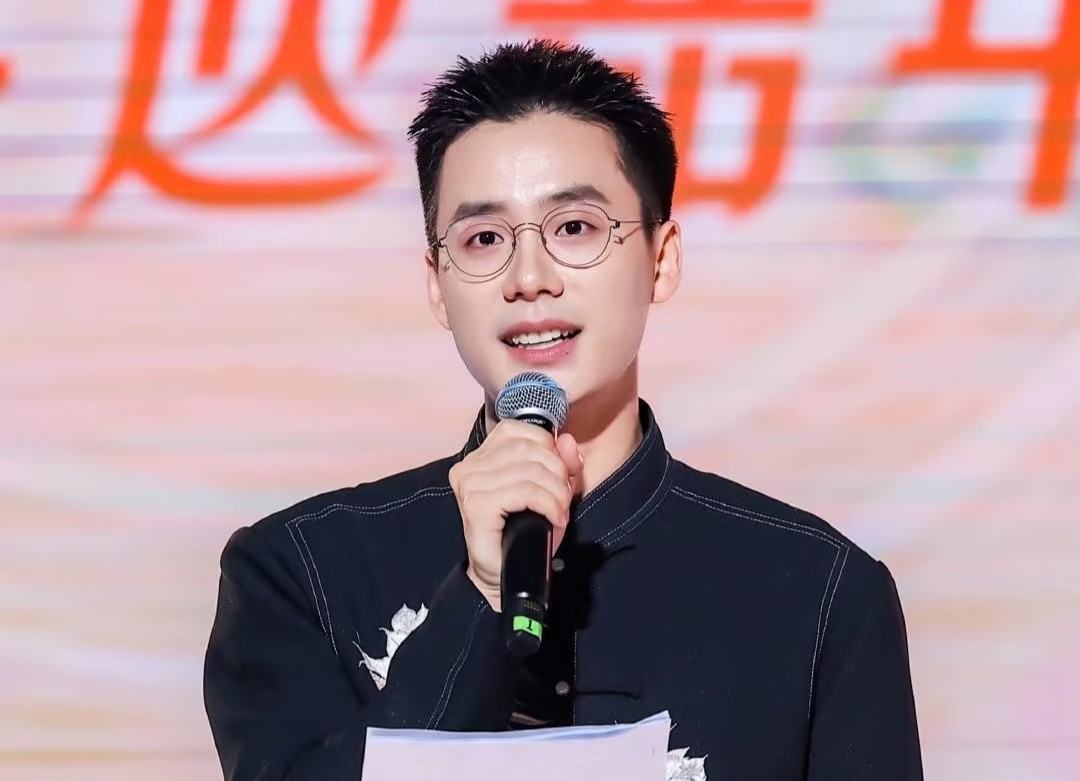 别人服从调剂，顿顿偏说 “非主播不可”：自信的人，早把机会攥手里了