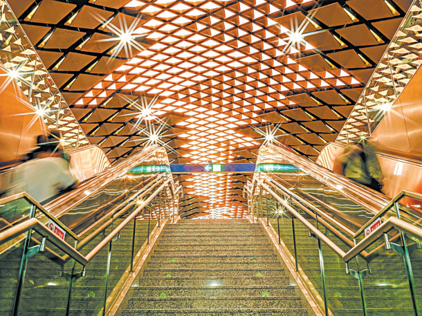 vivo X200 Ultra解锁地铁站视觉密码的技巧