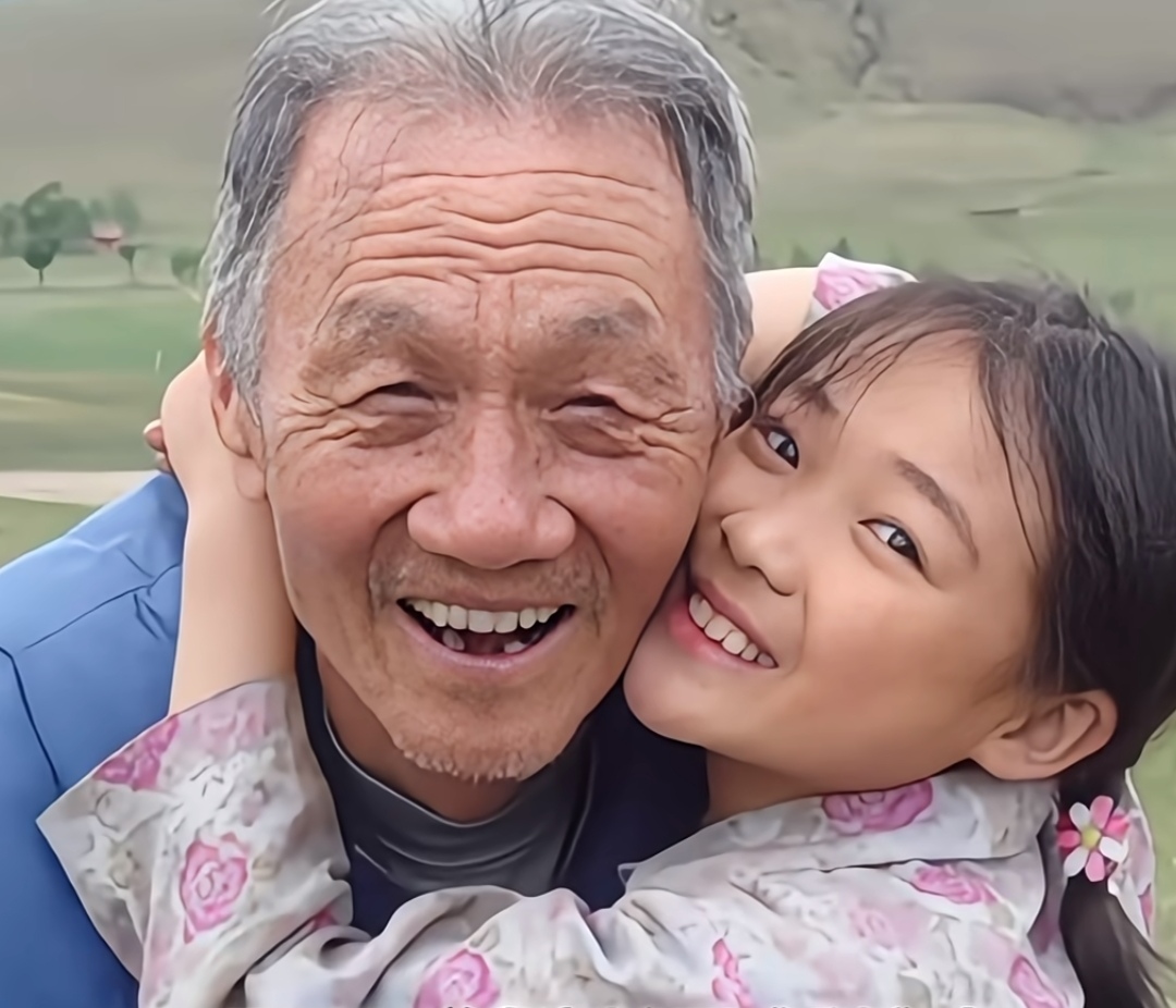 《暖春》里的小花结婚了！齐如意直播办婚礼，全网都在送祝福