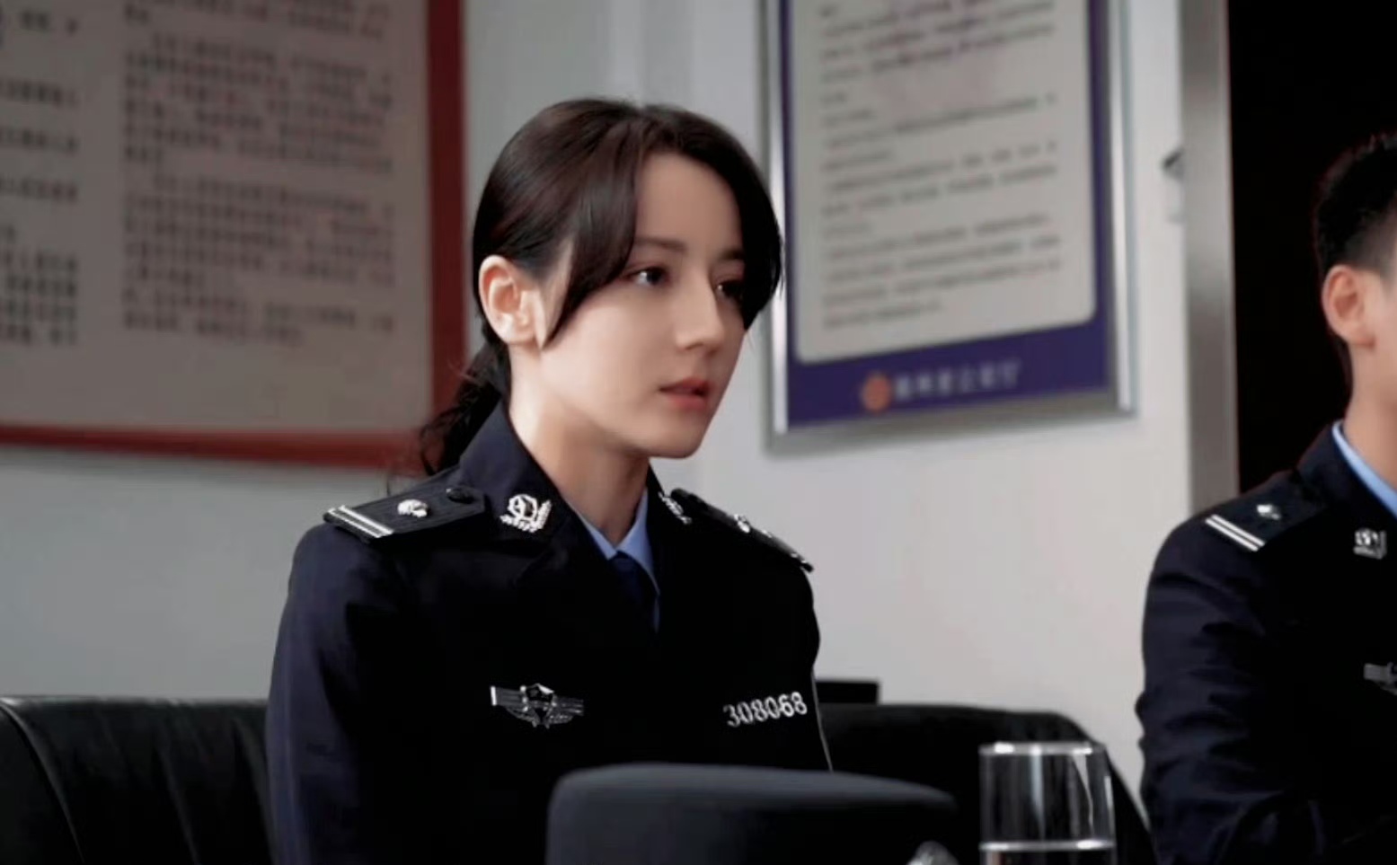 期待！迪丽热巴警服造型杀疯，联手金世佳高能破案