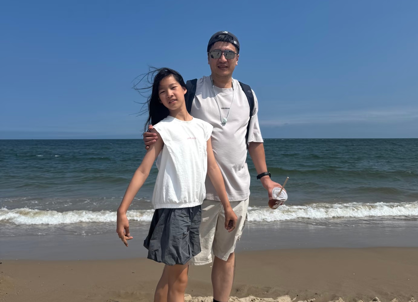 普通家庭学不来？张雪峰女儿的 “职场预科班” 引热议