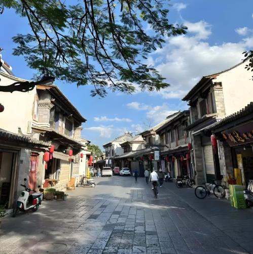 小城里的舒服日子，是多少人羡慕的模样