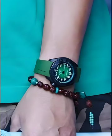 曾毅 “手表风波” 越闹越大