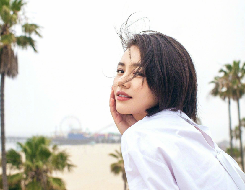 马思纯瘦身成功状态回春，37岁杀青照惊艳众人