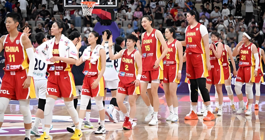 女篮姑娘们太牛了！继续加油啊！