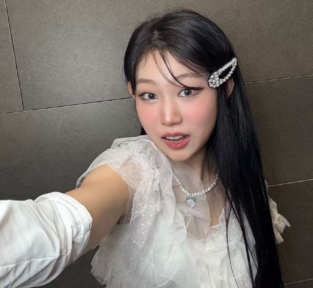 沈佳润韩国当歌手，因 “小沈阳” 艺名引误会，被猜是财阀千金