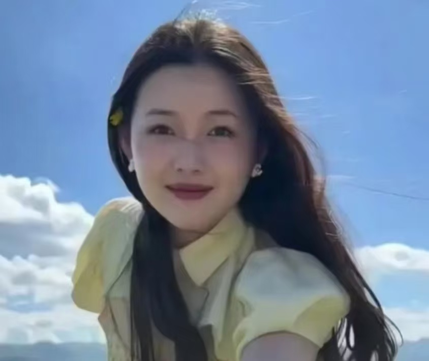 24 岁女生酷似大 S 走红 ，回应：没模仿她，不会消费她，也没有整过容