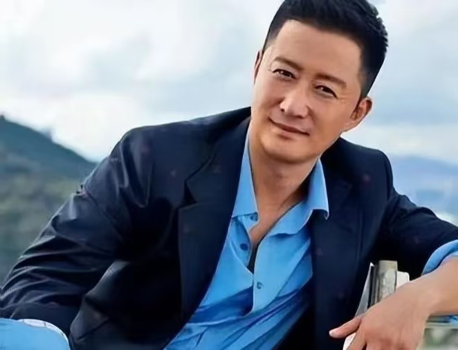 吴京 “翻车”！《再见，坏蛋》6 天票房仅 26.7 万就撤档，从《战狼 2》56 亿到惨赔