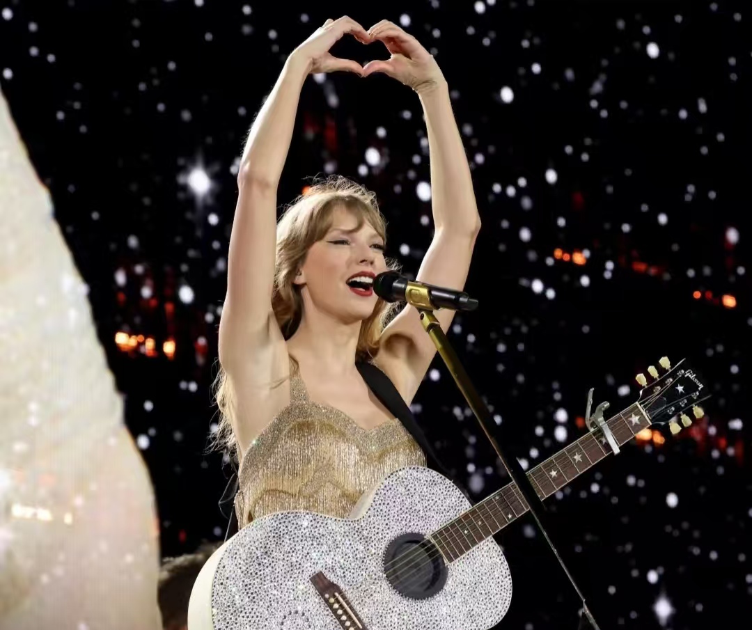 霉霉：16 岁出道，35 岁身家 114 亿成全球最富女歌手！