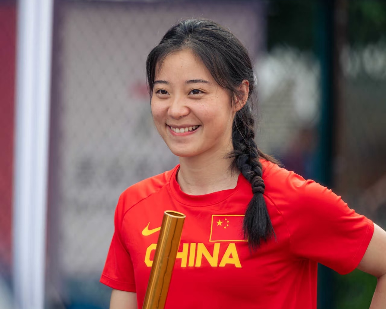 这姑娘神了！刘峡君一边备战全国赛，一边收到北大 “入场券”