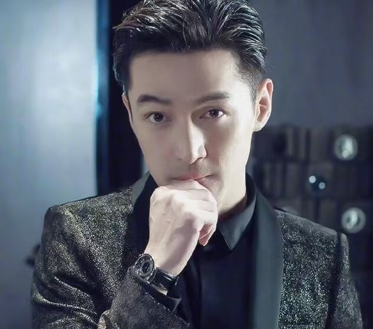 胡歌家庭再添新成员：黄曦宁朋友圈低调官宣二胎得子