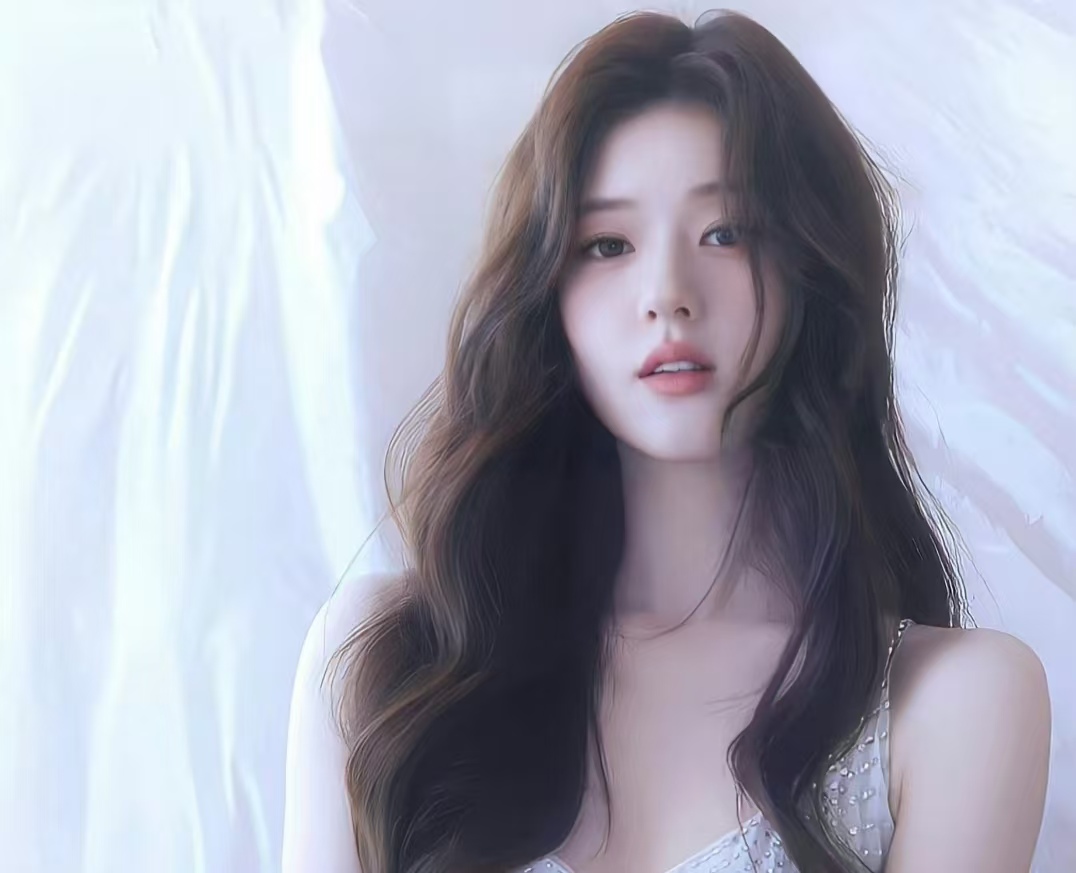 赵露思直播助力 “冰雹果”，真诚助农引关注