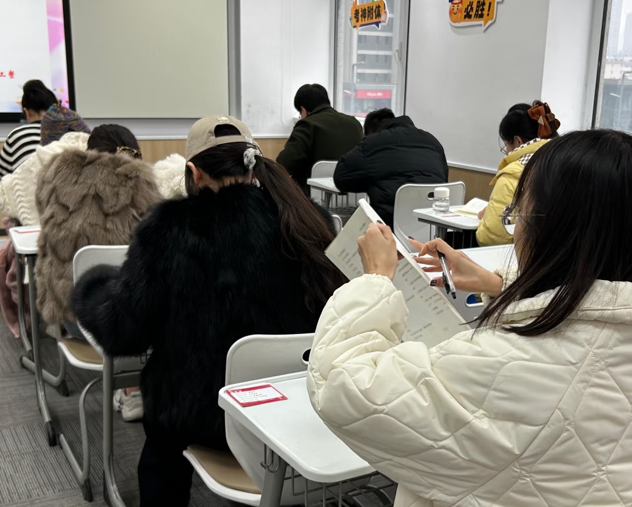 特岗教师招聘现 17 分入围，运气比实力重要？