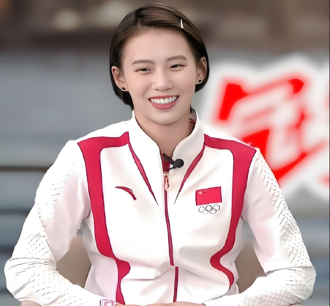 泪洒赛场：陈芋汐的四冠传奇与 22 年师徒情