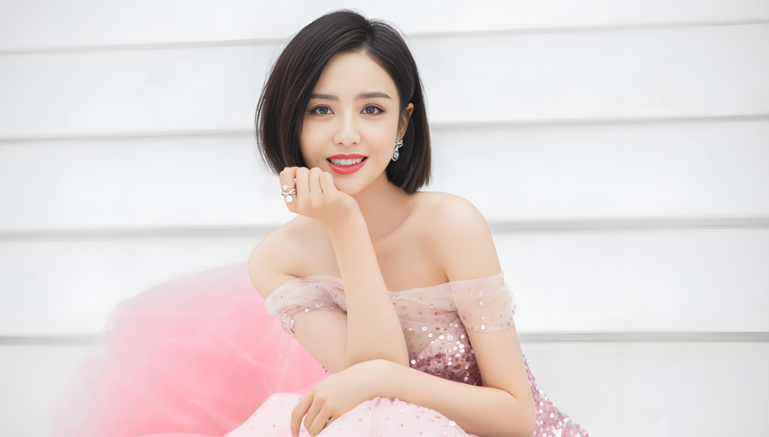 陈思诚四年如一日为佟丽娅庆生：离婚后的体面与共赢