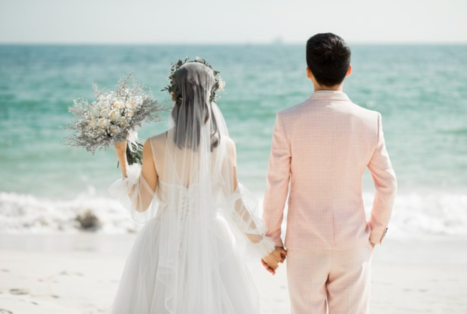 姜文女儿姜一郎成婚：父女情深的温暖时刻