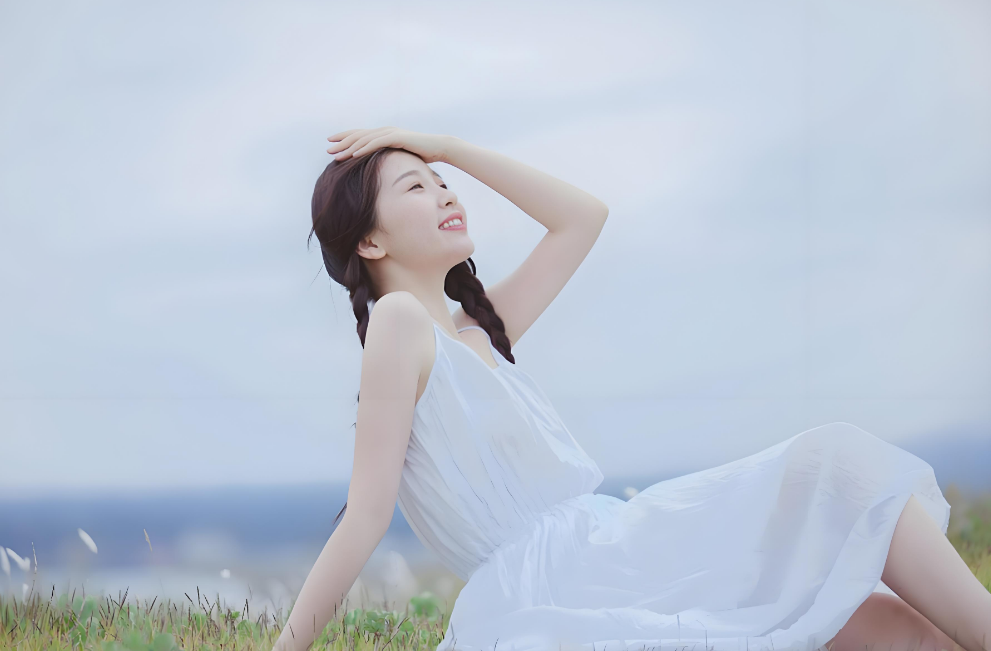 虞书欣《在干嘛呀》舞台引热议：甜妹人设的坚守与争议