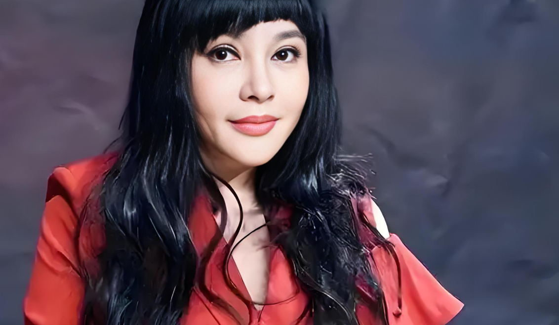 咖啡屋的歌还在，她却走了 —— 记歌手千百惠和那段难忘的时光！