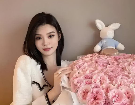 奚梦瑶：不只是豪门媳妇，超模时期超厉害，婚后也超幸福​