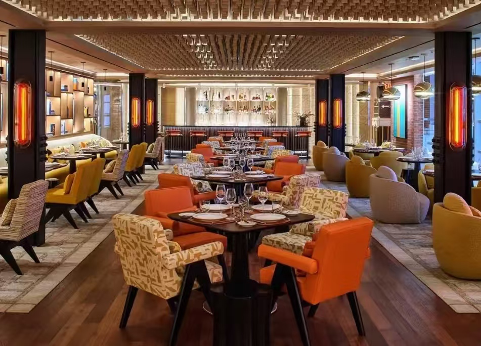 LV 饺子 243 元 3 只！首尔 15 秒抢空，代抢费飙 2000 元，到底谁在买？