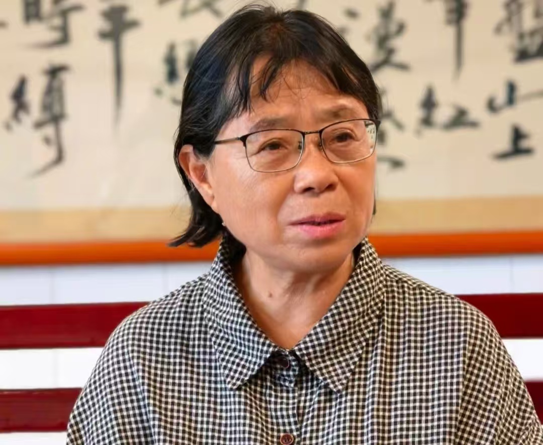 以半生坚守，赴一场 “托举” 之约：张桂梅的教师节礼赞