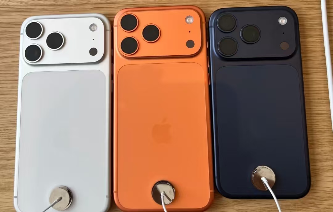 iPhone17 Pro 首批 “踩雷” 实录：摔一下就碎，充电还被电，这钱花得值吗？