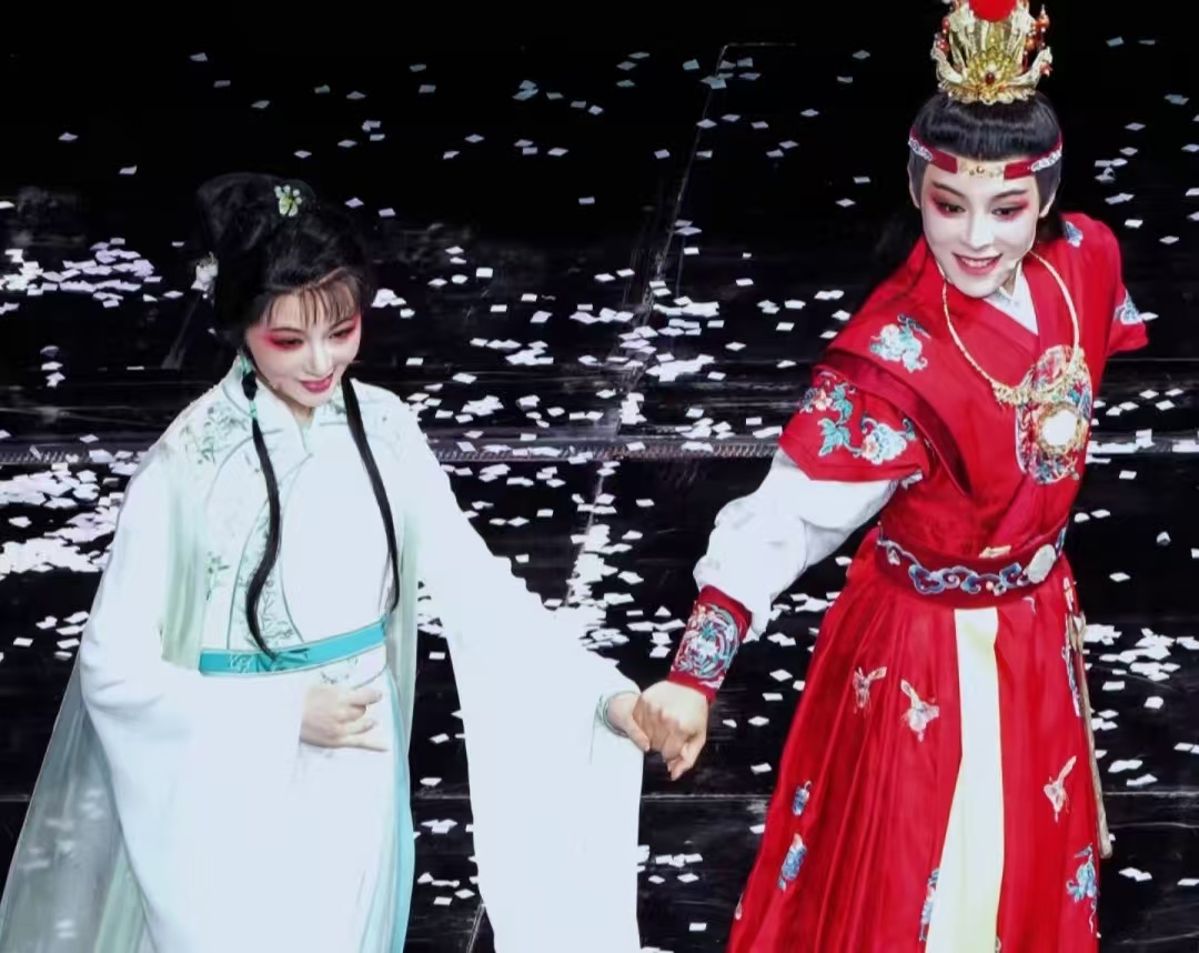 陈丽君重塑贾宝玉：用年轻人审美，让老经典有了 “新味道”