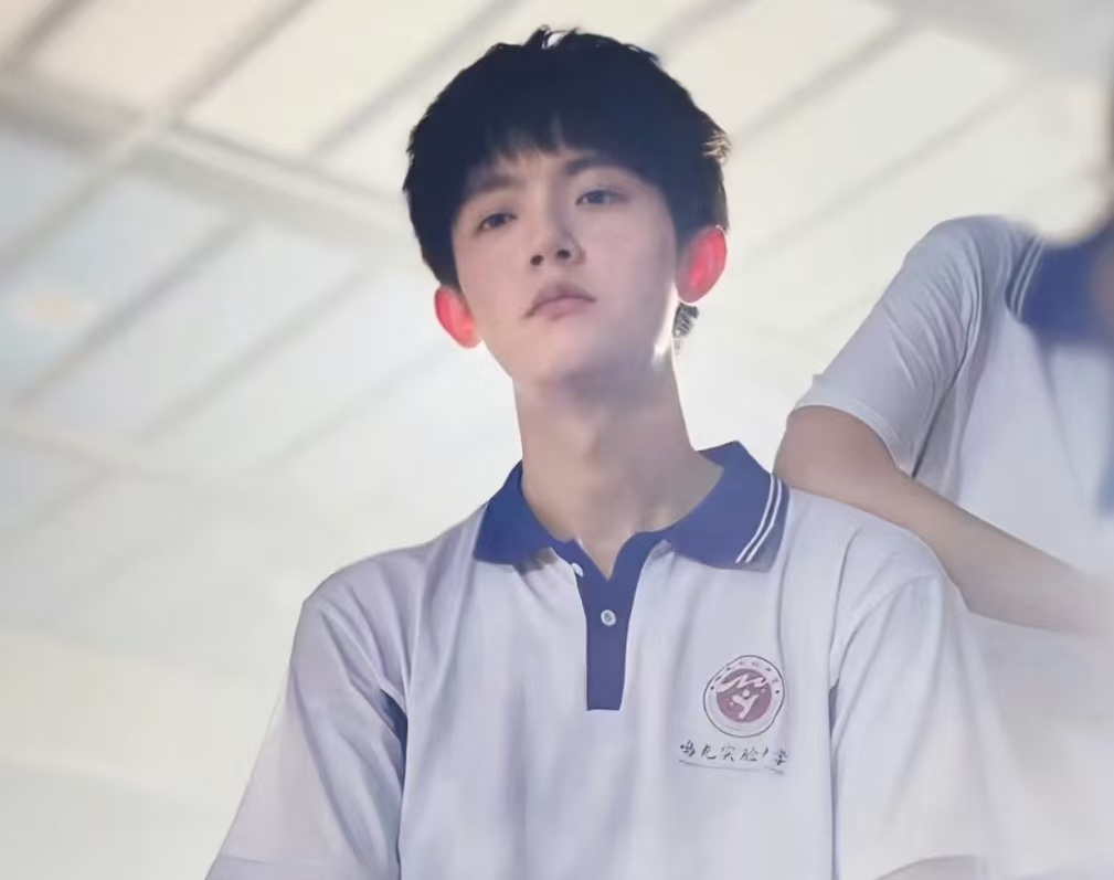 一手好牌打稀烂！李明德从潜力新星到行业边缘：成年人的错终要自己扛