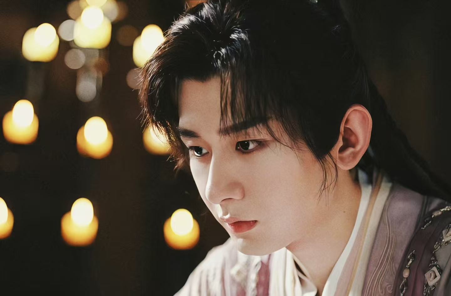 《赴山海》选角太会玩！安吉演成毅小时候，胡可现实母子剧里 “组家庭”