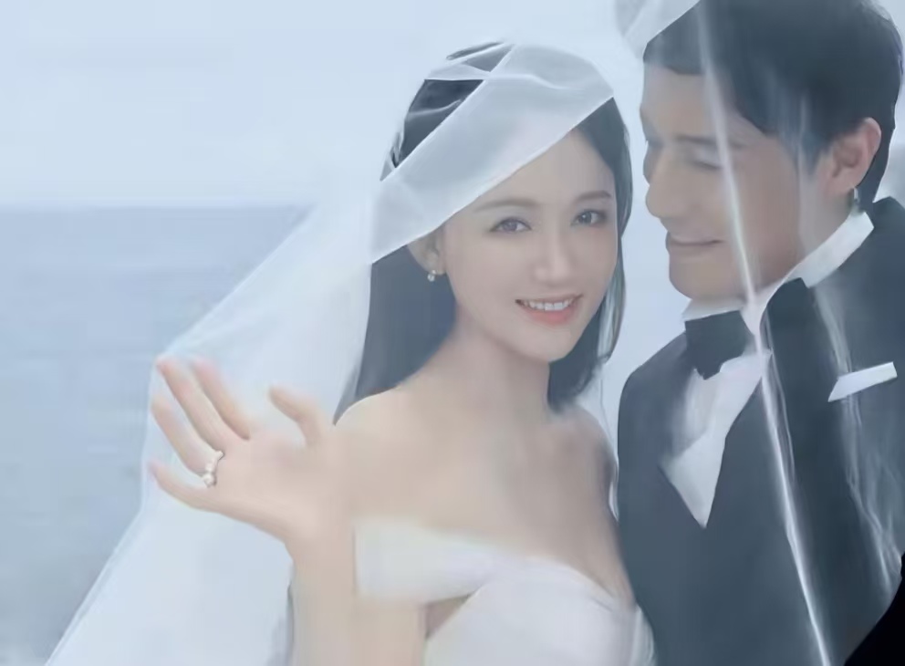 陈乔恩谈生育爆实在话：高龄风险大不勉强，怼催生、护自己，太清醒！