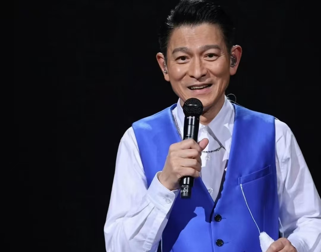 刘德华演唱会抖音爆火：3.5 亿人见证 “不老传奇”