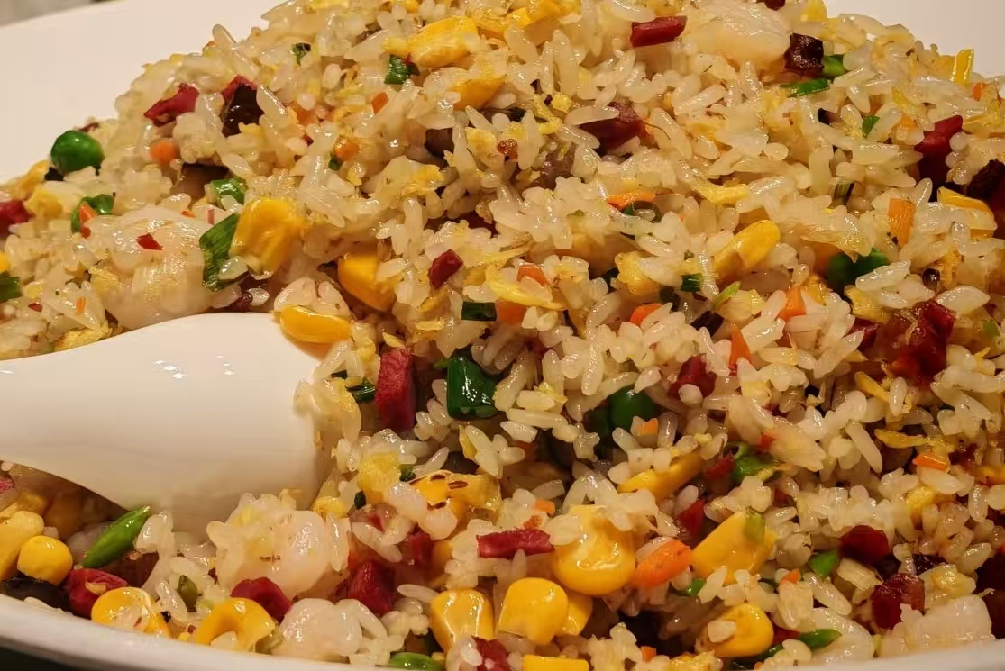 从 588 元到被淘汰：非遗炒饭的争议，藏着普通人看不懂的 “手艺税”？