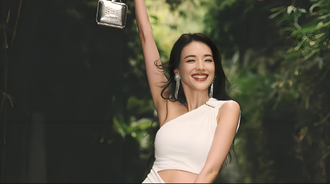 舒淇威尼斯哭了！导演首作《女孩》爆火，背后藏着多少不容易!