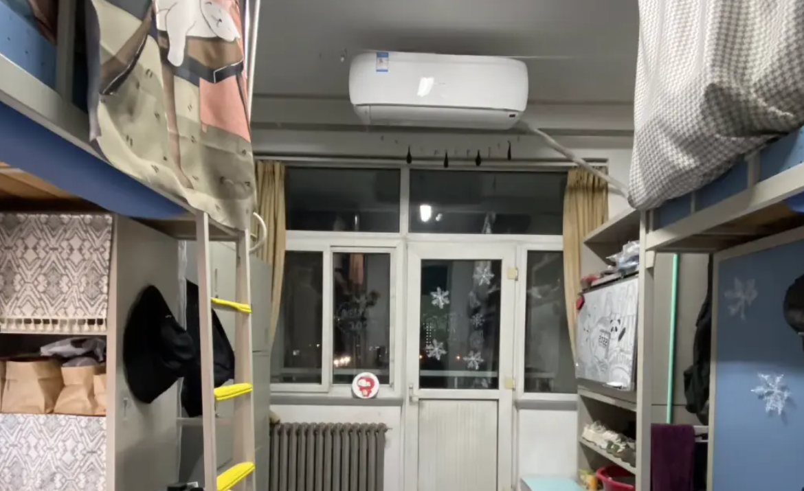 重庆理工大学回应 “男生留学生住女生宿舍”：临时安排仅 1 天，16 日已搬离