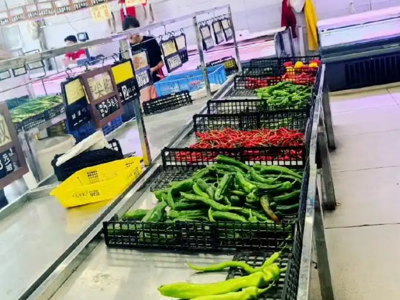 超强台风 “桦加沙” 逼近广东！多地实行 “五停”，深圳商超货架被抢空剩辣椒