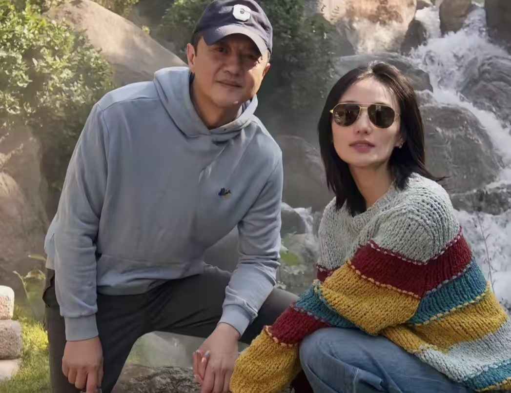 李亚鹏离婚：海哈金喜曾停工作陪他渡难关，如今女儿随妈，双方共养