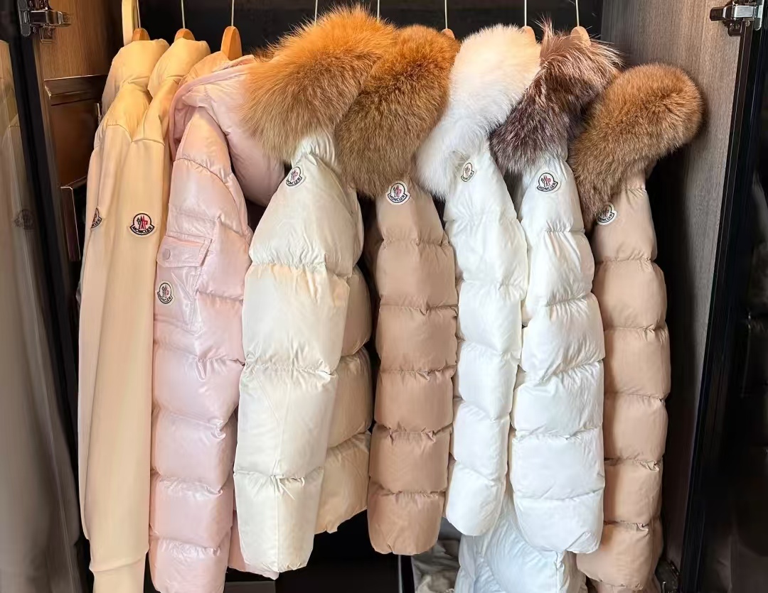 你还在 “压” 羽绒服？小心穿 3 年就废，正确保存法超简单