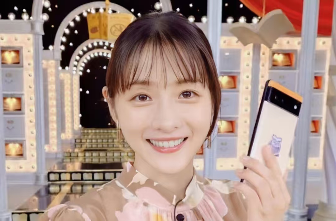 石原里美二胎后仅 5 个月复出，NHK 主持首秀甜笑藏疲惫，网友：这才是真实妈妈