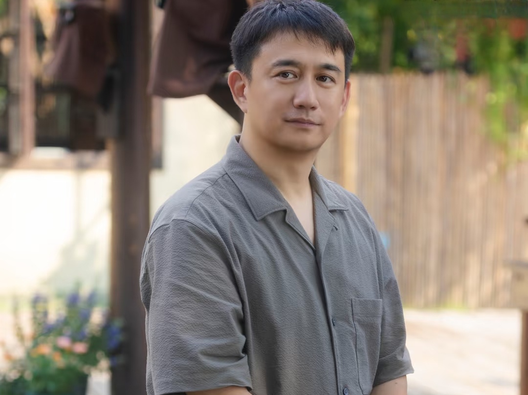 谁在等黄小厨的 “再等 5 分钟”？《向往 8》回归，600 道菜的烟火续上了