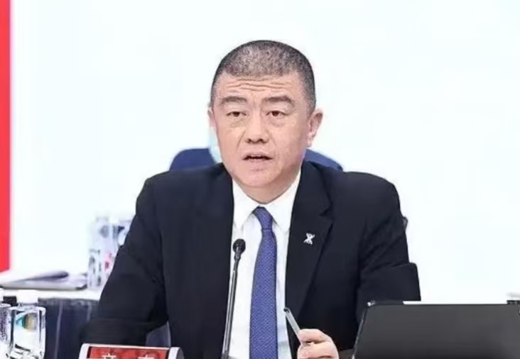 万科换帅：辛杰上任不足 9 月辞职（曾失联 23 天），黄力平接 “烫手山芋”