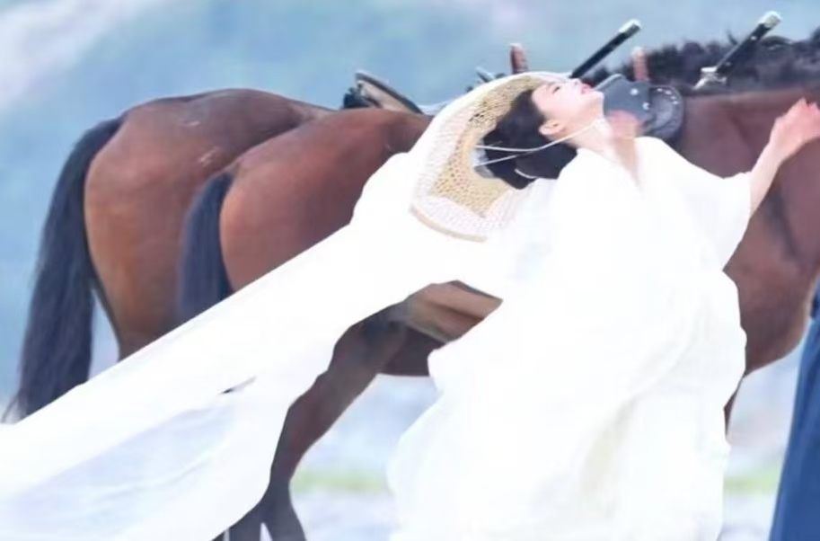 《尚公主》片场意外！孟子义一句 “生龙活虎” 回应吴汉坤道歉