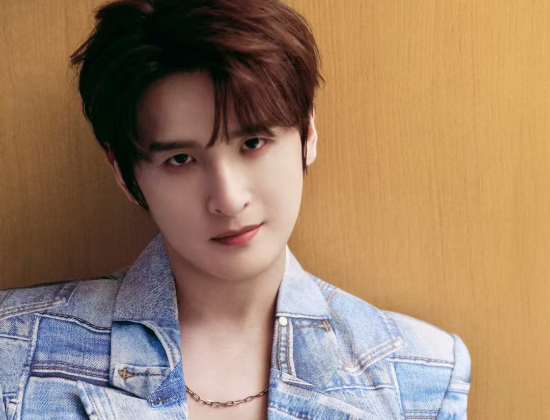 张远终于 “转正”！《披荆》五公演新郎，粉丝改《嘉宾》歌词，还盼跨年 “集体婚礼”