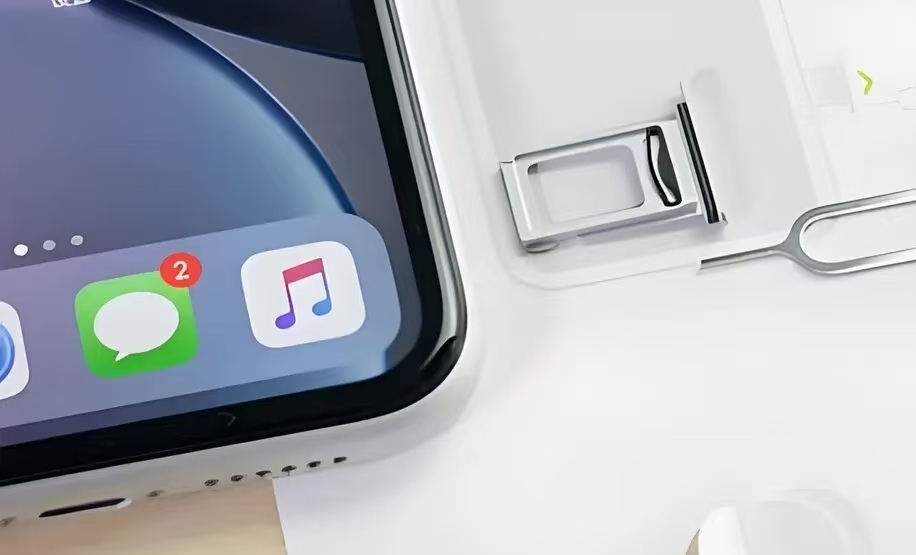 不用插卡！苹果华为 OPPO eSIM 手机来了，手机变薄还能出国不换卡？